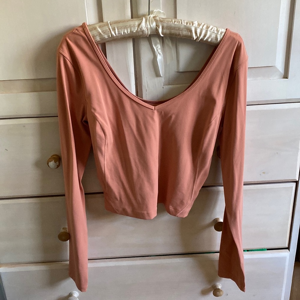 Lululemon long sleeve workout crop top